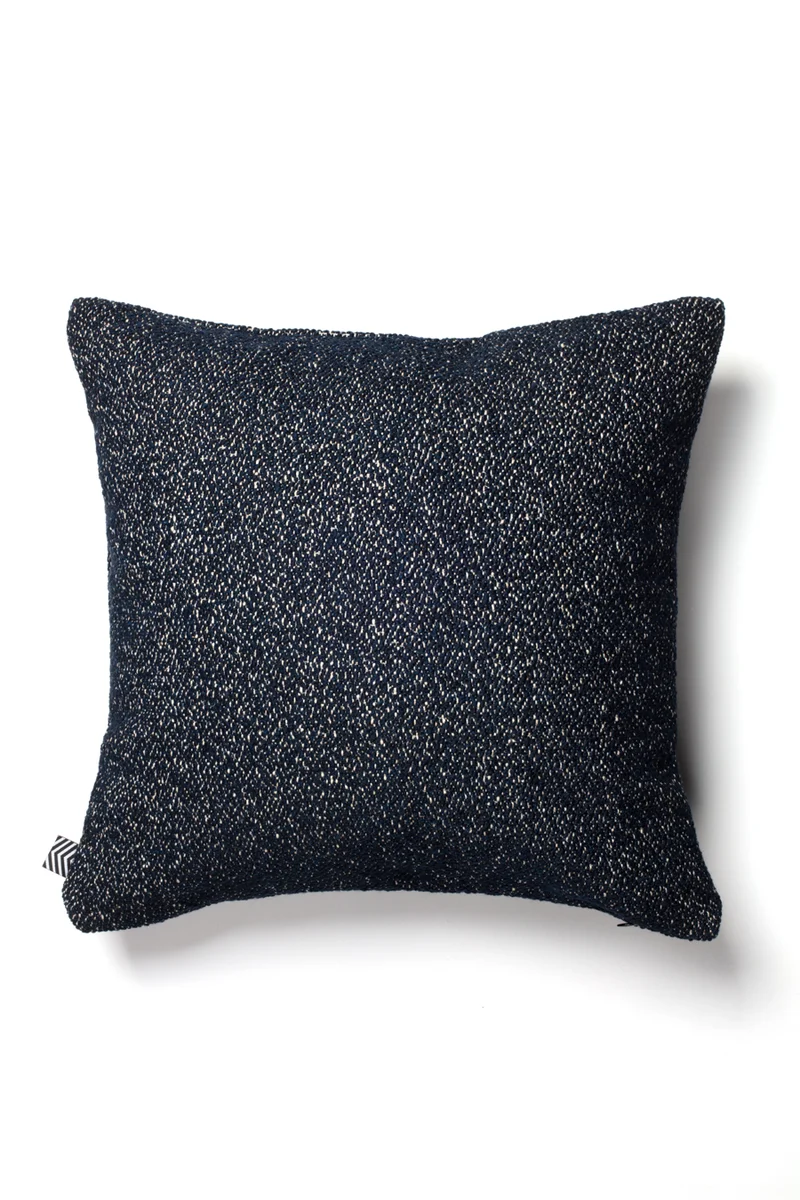 Structure Cushion "Genki" - Dark Blue