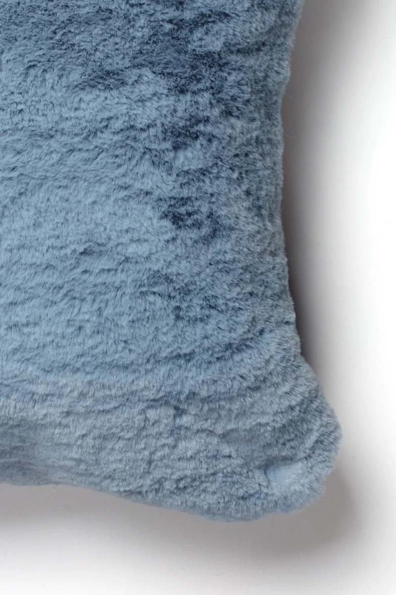 Fluff Cushion "Fluff" - Light Blue
