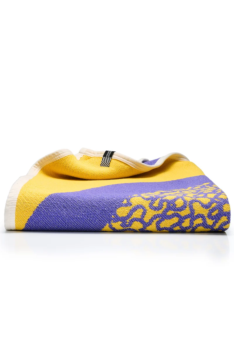Cotton Blanket “Merging Islands” in Yellow by Roland Schär