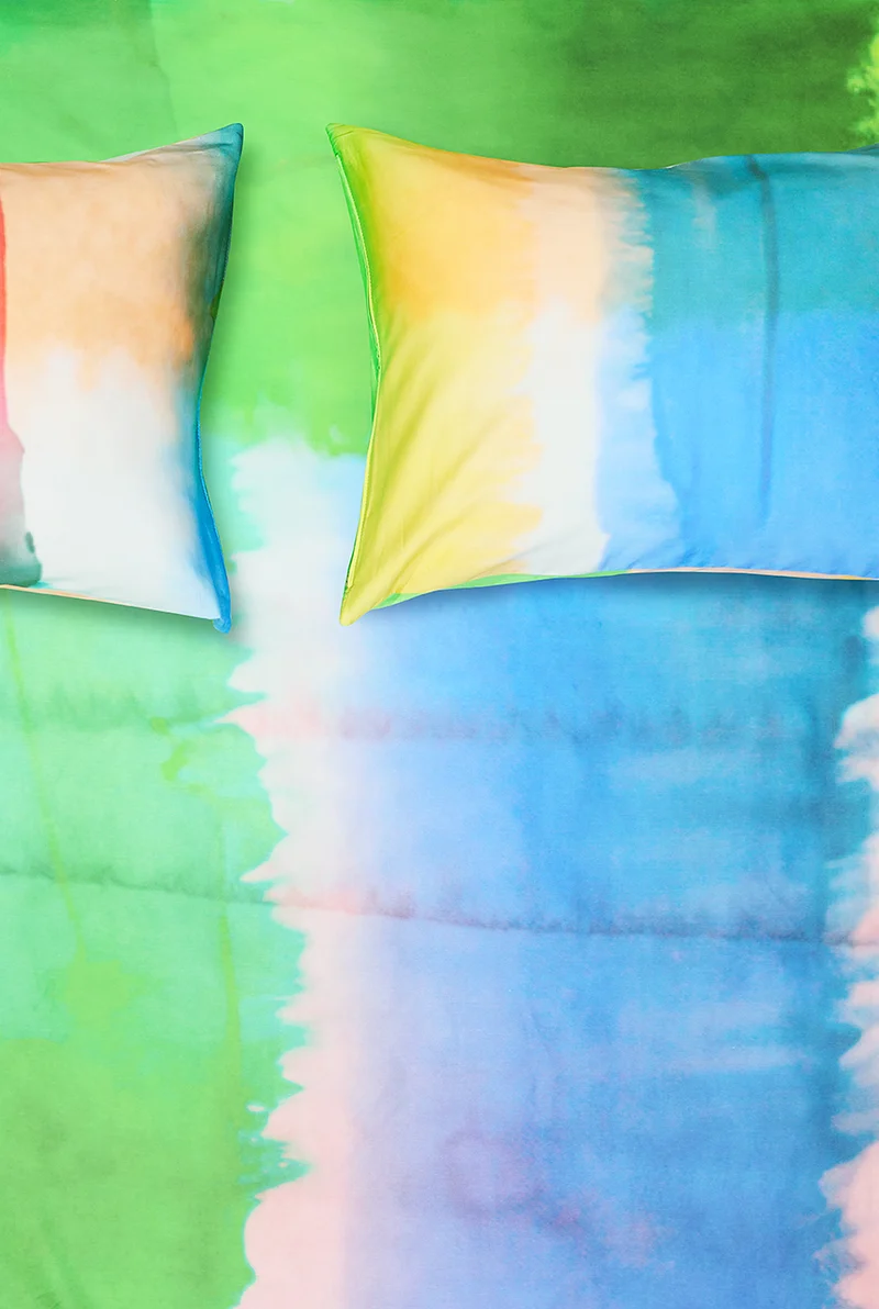 Artist Bedding "Tartanic Panic" by Michele Rondelli & Dario Cortese