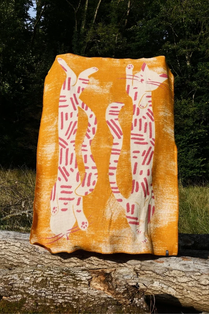 Wool Blanket "Pitschi" by Vera Loher