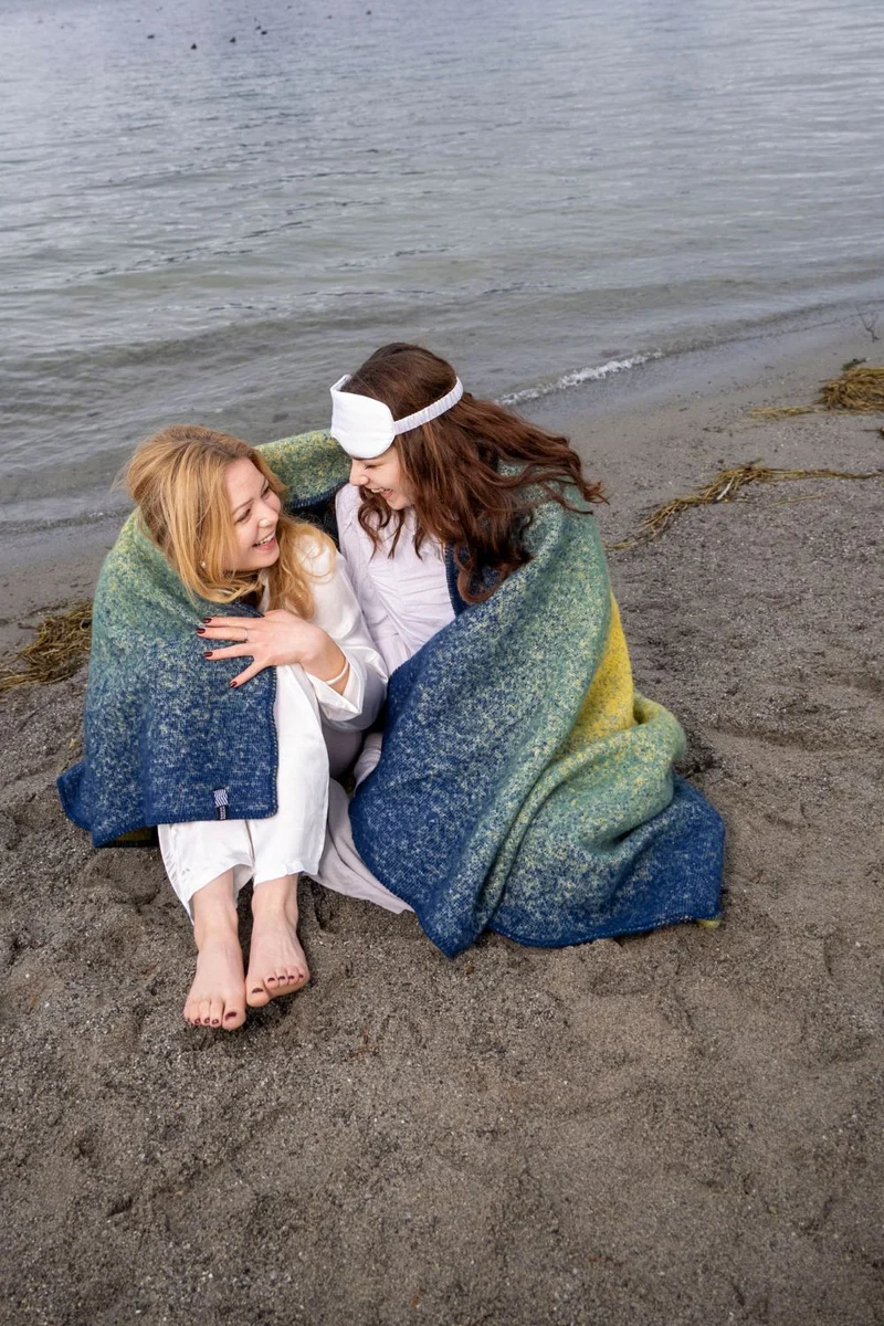 Wool Blanket "Aura" by Michele Rondelli