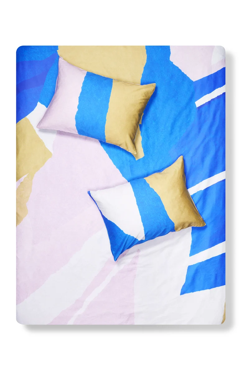 Artist Bedding "Serene Blue" by Mara Tschudi