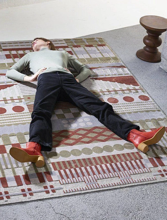 Wool & Bamboo Silk Rugs and Carpet "Gunta" by Sophie Probst & Michele Rondelli