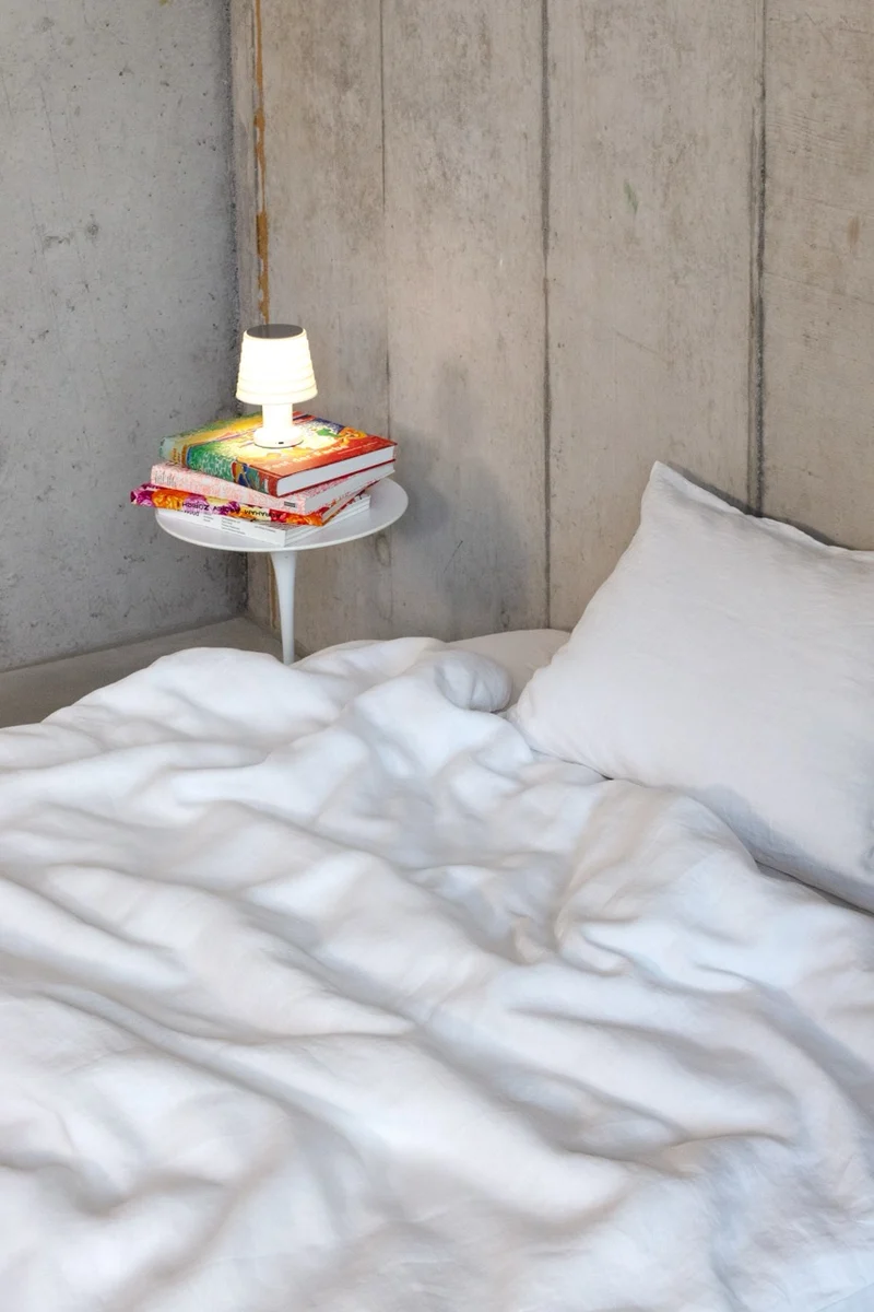 Linen Bedding Two Tone Stonewashed in White Color