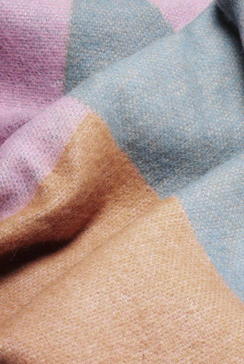 Wool Blanket "Satoshi" by Sophie Probst & Michele Rondelli
