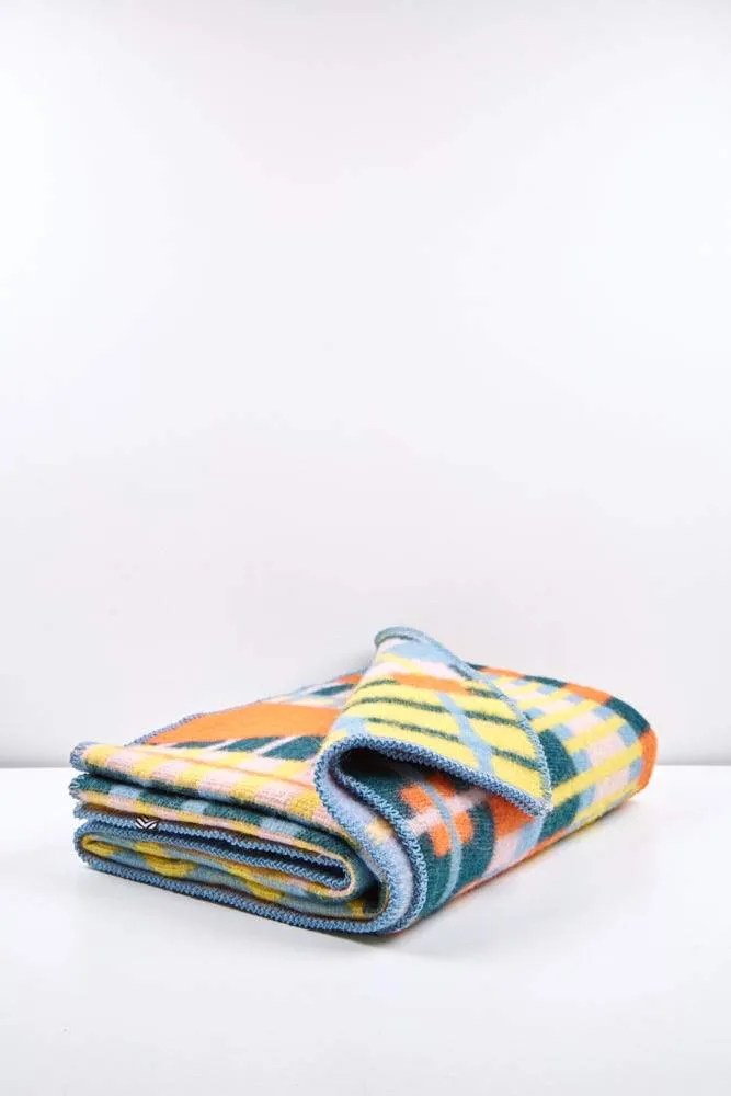 Wool Blanket "Gunta" by Sophie Probst & MIchele Rondelli