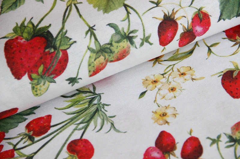Dekostoff Erdbeeren * Ab 50 cm
