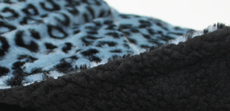 Empress Cat Katzendecke wärmereflektierende Matte Bett 48x56 cm Leopard-Schwarz