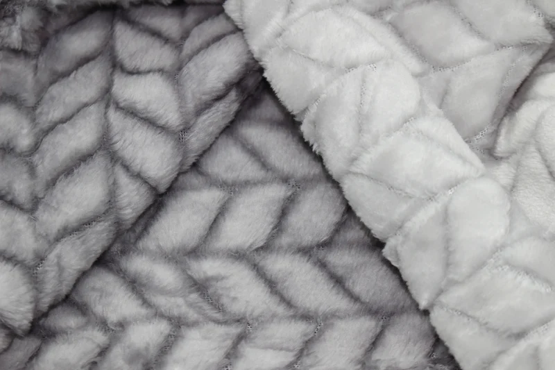 Wohn- und Kuscheldecke 150x200 cm WELLA extra kuschelig Hoch-Tief-Muster
