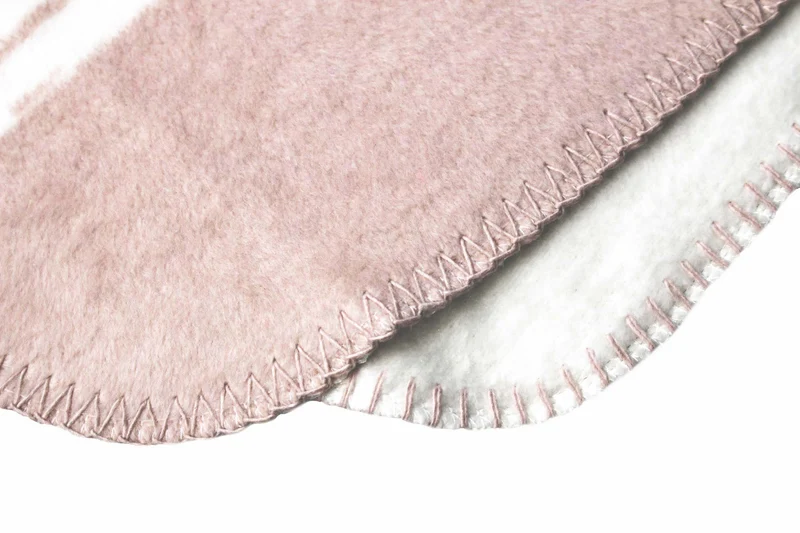 Moon Luxus Kuscheldecke Wolldecke Herz 150x200