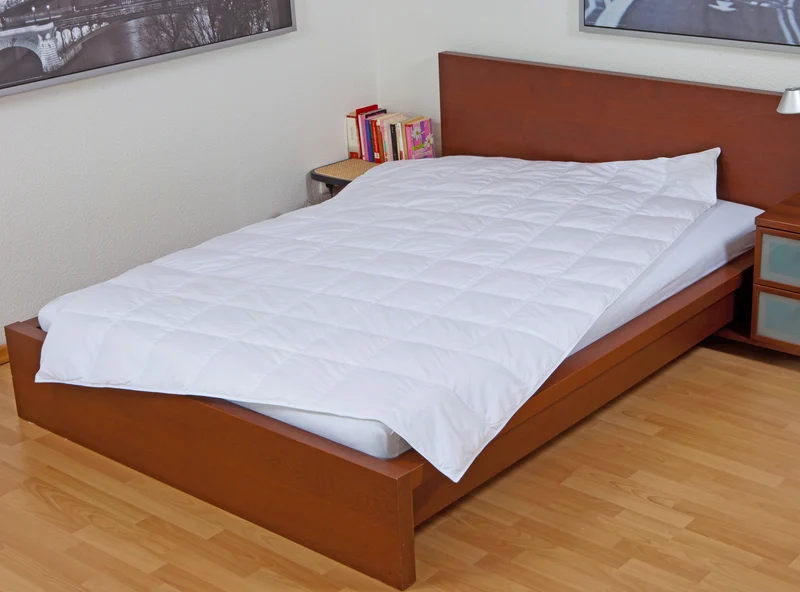Moon de Luxe Bettdecken Serie 90% Daunen 10% Federn