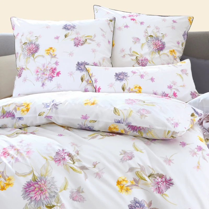 Mako-Satin Bettwäsche Delia – florale Eleganz | Bettwäsche in Deutschland produziert