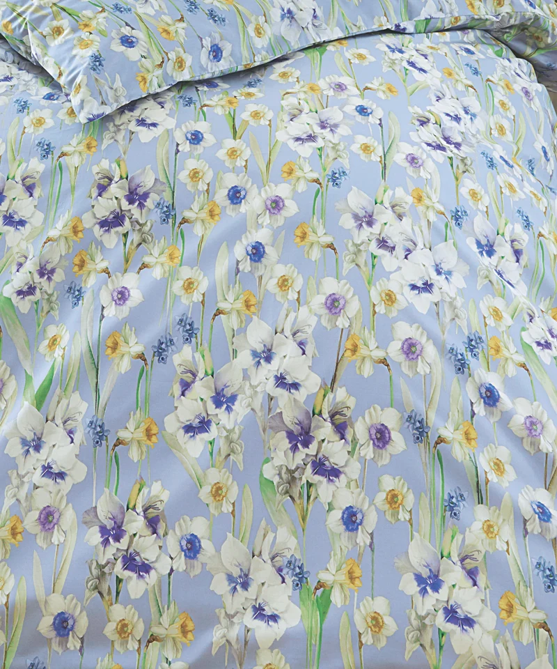 Bettwäsche in Deutschland produziert – Amabelle Mako-Satin Bettwäsche mit Narzissen