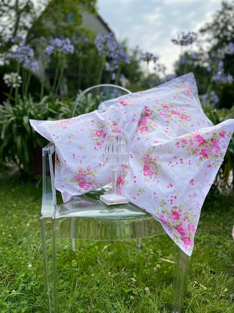 Luxus Bettwäsche Rosalyn aus Mako Satin – floral beige mit Volant, Made in Germany