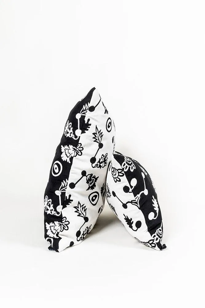 Woven Pillows and Cushions "Mars" by Nathalie Du Pasquier & George Sowden