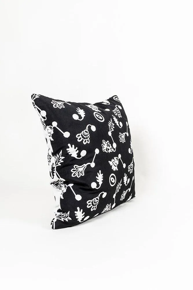 Woven Pillows and Cushions "Mars" by Nathalie Du Pasquier & George Sowden