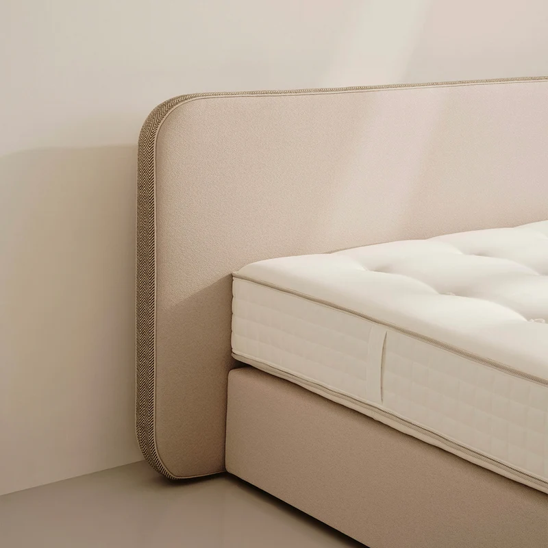 ATELIER Bett Edition