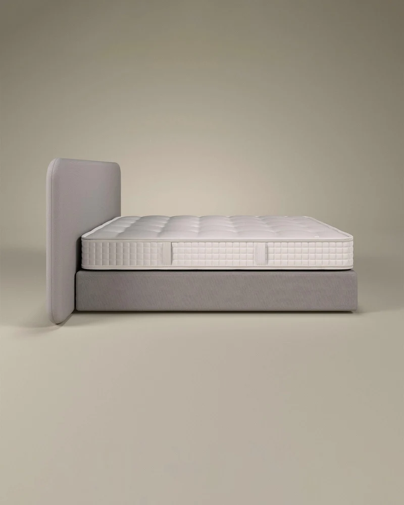 ATELIER Bett Curve