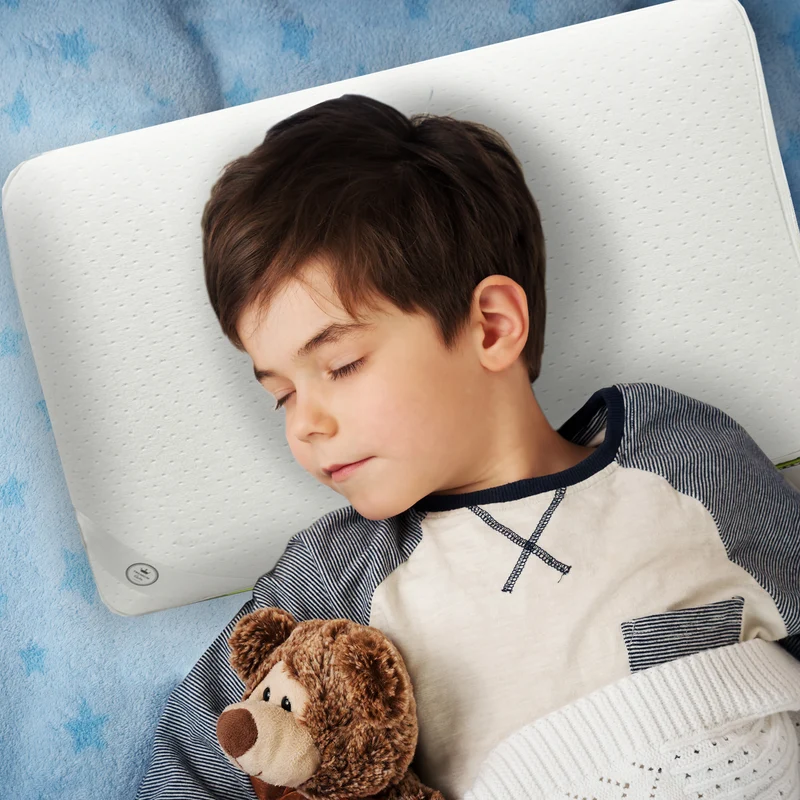Oreiller mémoire de forme enfant : déhoussable et moelleux