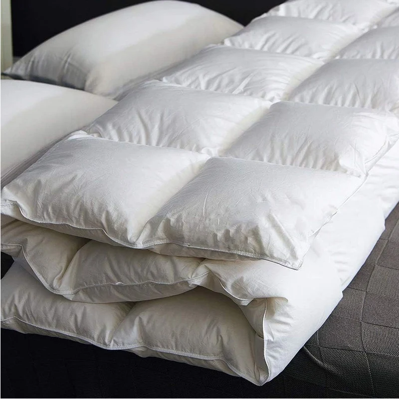 Couette tempérée 50% duvet, 50% plumes - Collection Premium