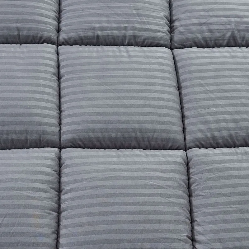 Couette 4 saisons tempérée, aération optimisée - Collection Luxe Grise
