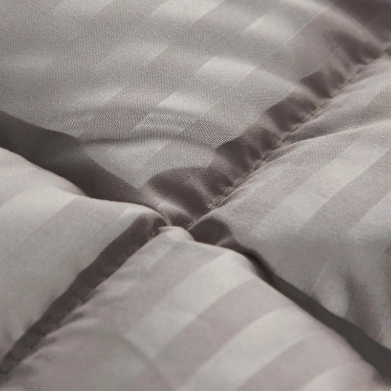 Couette 4 saisons tempérée, réversible et thermorégulatrice - Collection Luxe Taupe