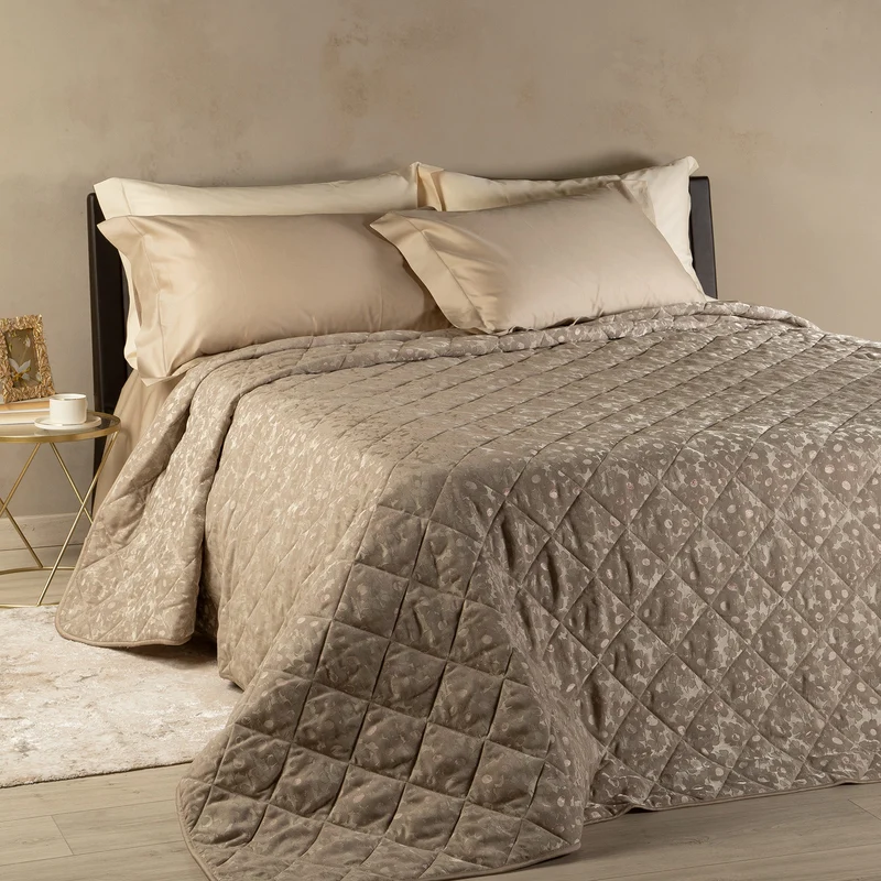 Copriletto Primaverile still in Raso Jacquard 80 gr/mq