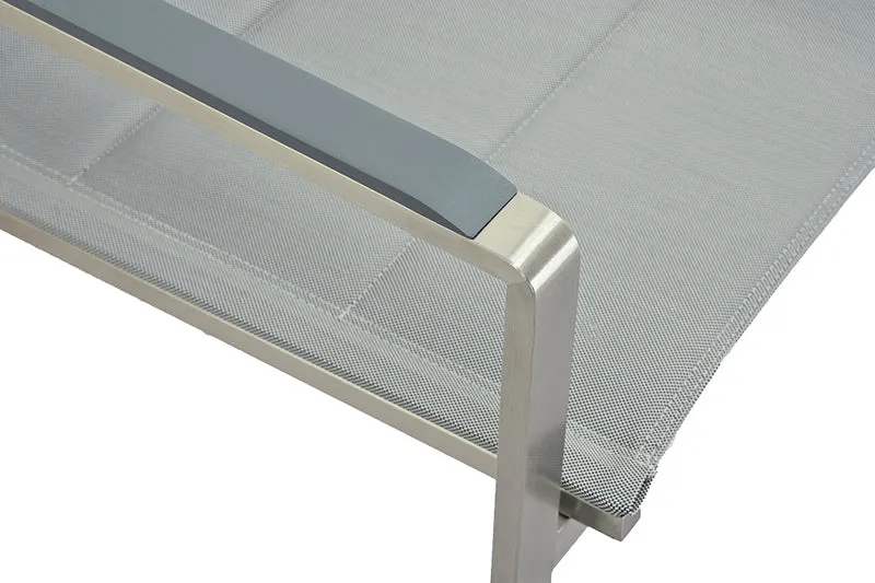 Zeo Living Granada Kufensessel Edelstahl gepaddet silver/black m. Aluarmlehne